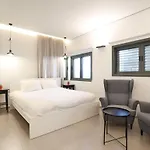 Cozy Apartment In The Heart Of Tel Aviv With Shelter By Sea N\' Rent