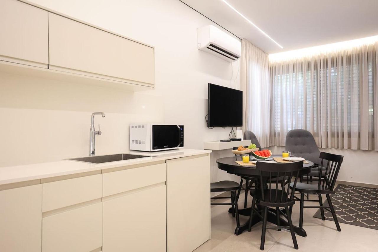 Apartment Cozy In The Heart Of With Shelter By Sea N' Rent Tel Aviv